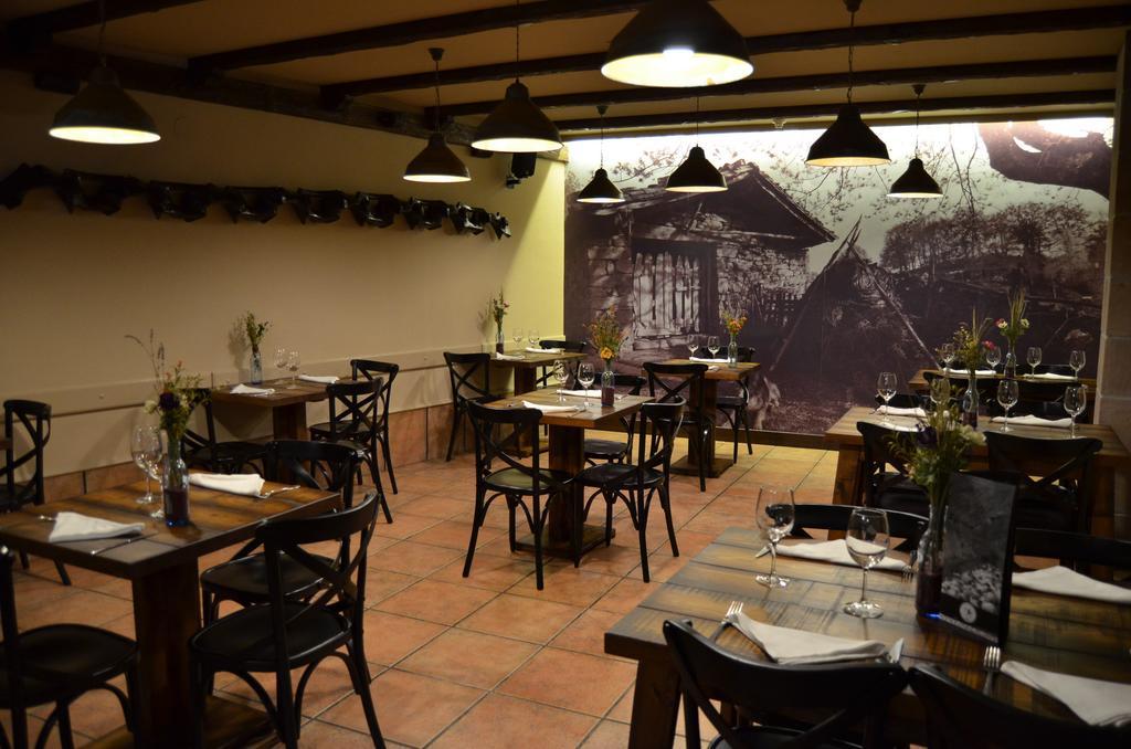 Hostal Ameztia Doneztebe Exterior photo