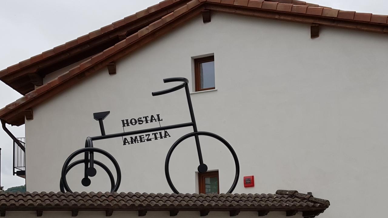 Hostal Ameztia Doneztebe Exterior photo